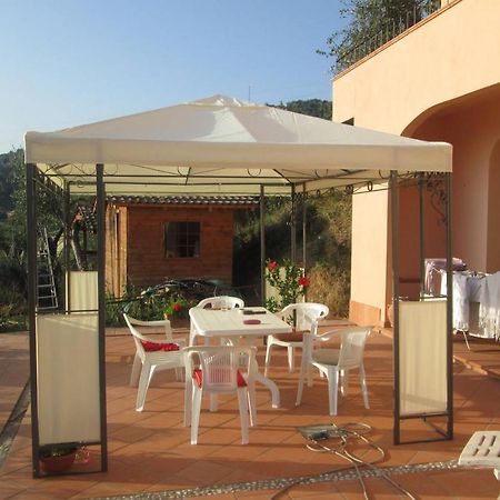 Room In Villa - Room In The Hills With Garden And Sea View San Salvatore  외부 사진