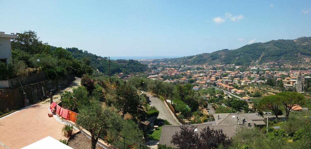 Room In Villa - Room In The Hills With Garden And Sea View San Salvatore  외부 사진