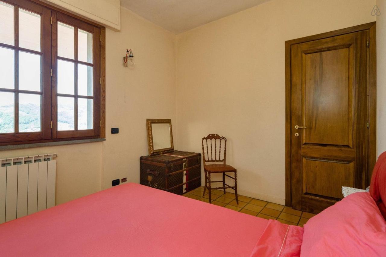 Room In Villa - Room In The Hills With Garden And Sea View San Salvatore  외부 사진