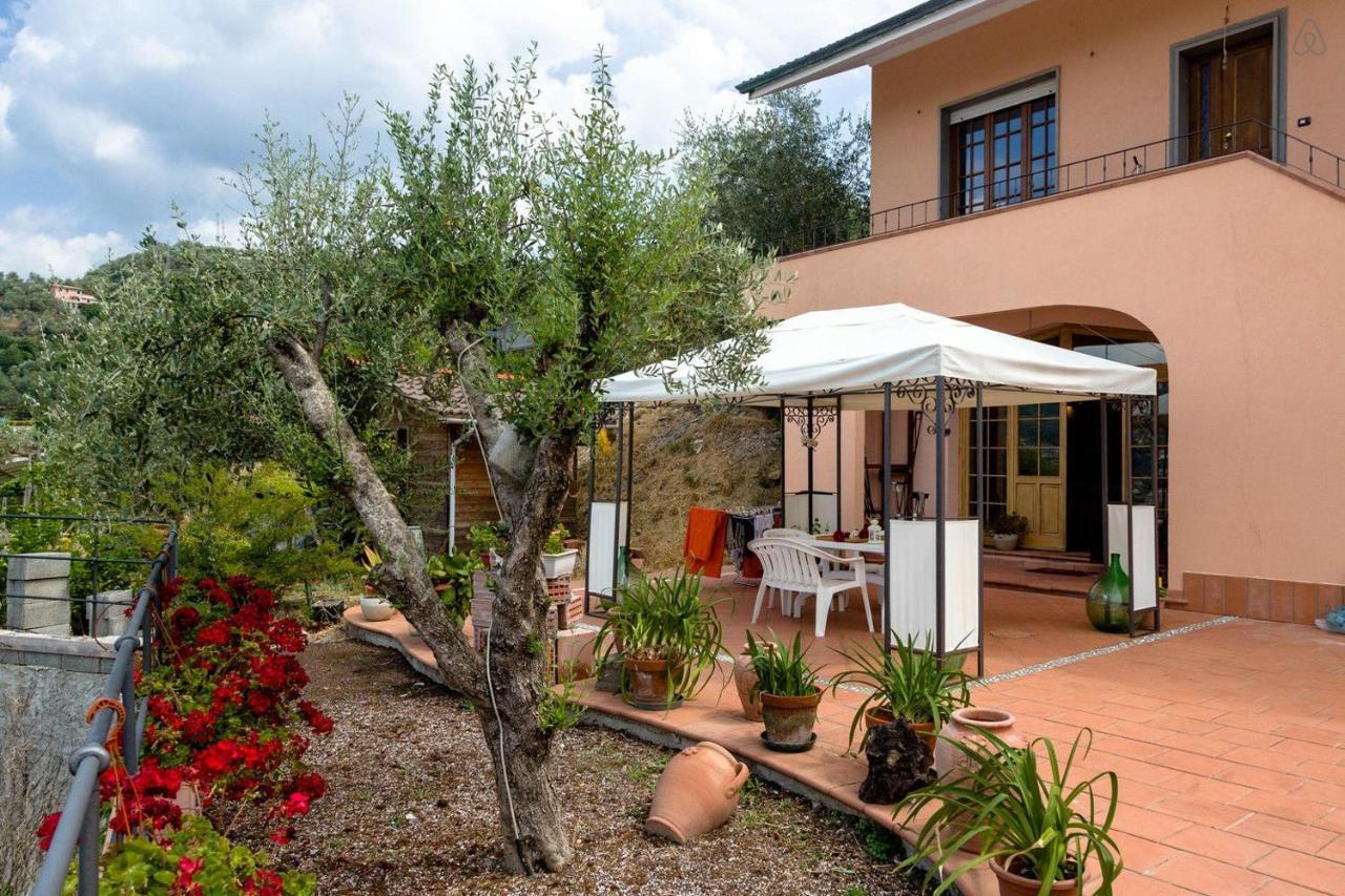 Room In Villa - Room In The Hills With Garden And Sea View San Salvatore  외부 사진