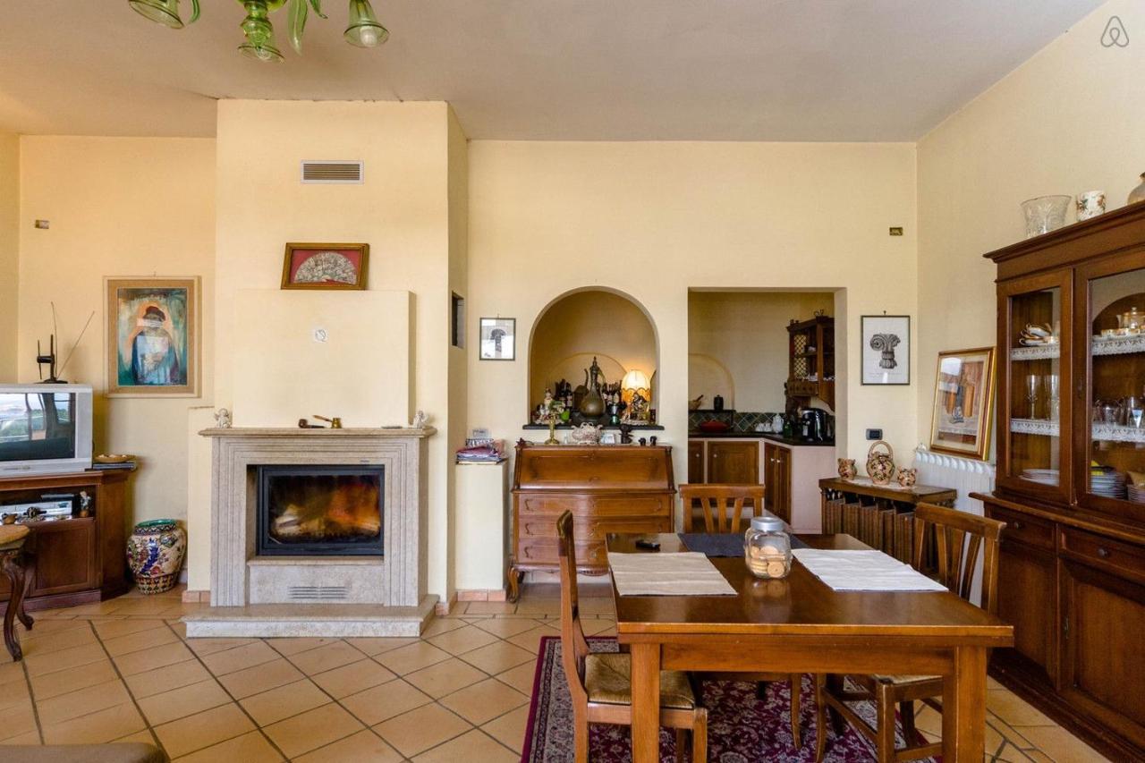 Room In Villa - Room In The Hills With Garden And Sea View San Salvatore  외부 사진
